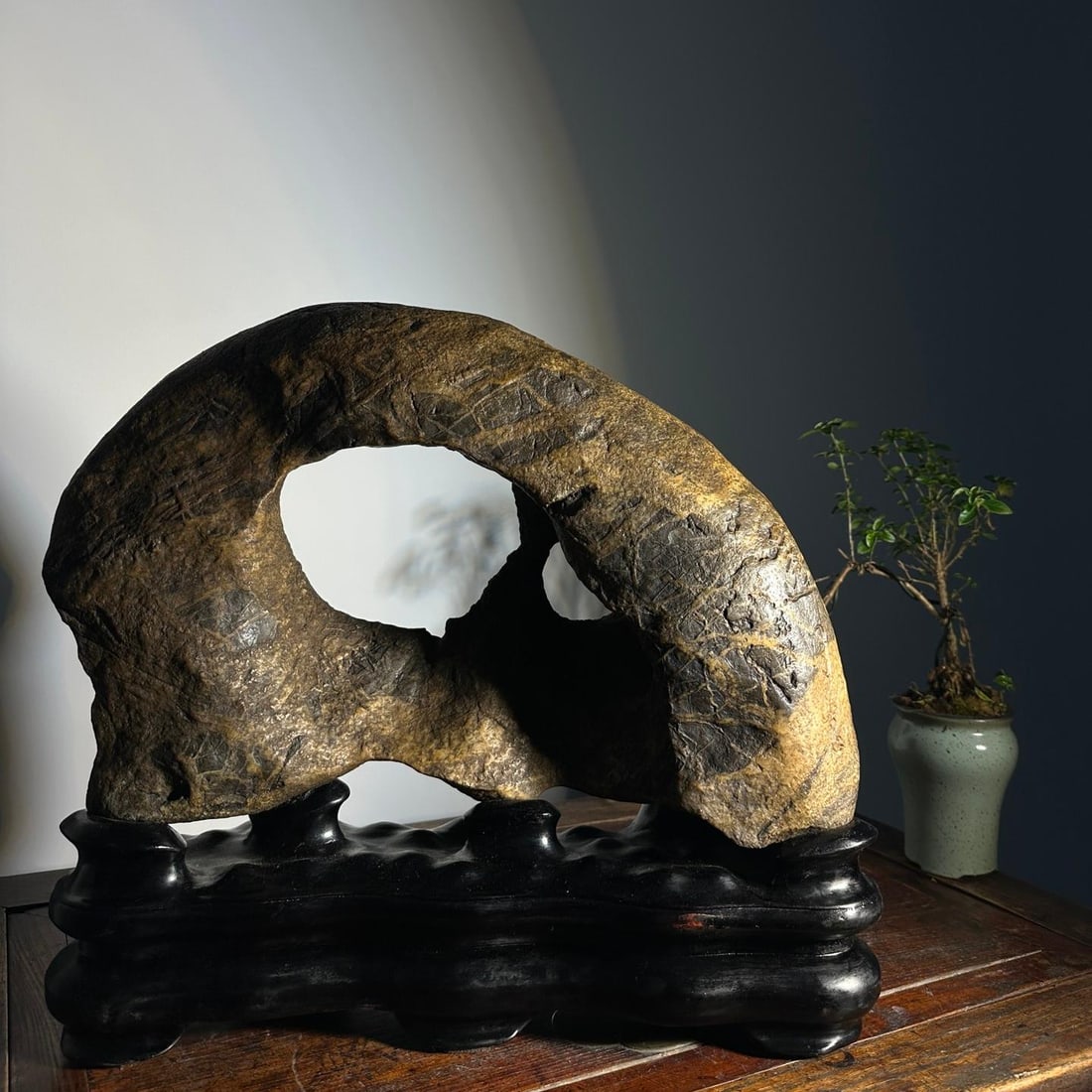 A piece of exquisite Taihu stone translucent rock: Exquisite Taihu Lake stone translucent rock Size:L:46cmH:42cm T:13cm (The Dimensions Of All Batches Are Manually Measured.If You Need More Detailed Information, Please Contact Our