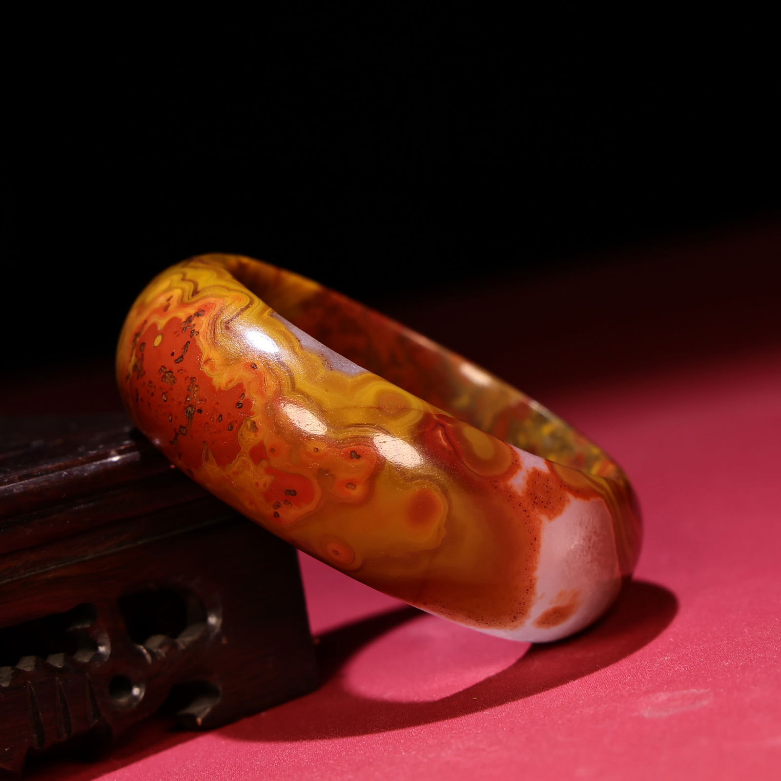 A fine agate bracelet - 4