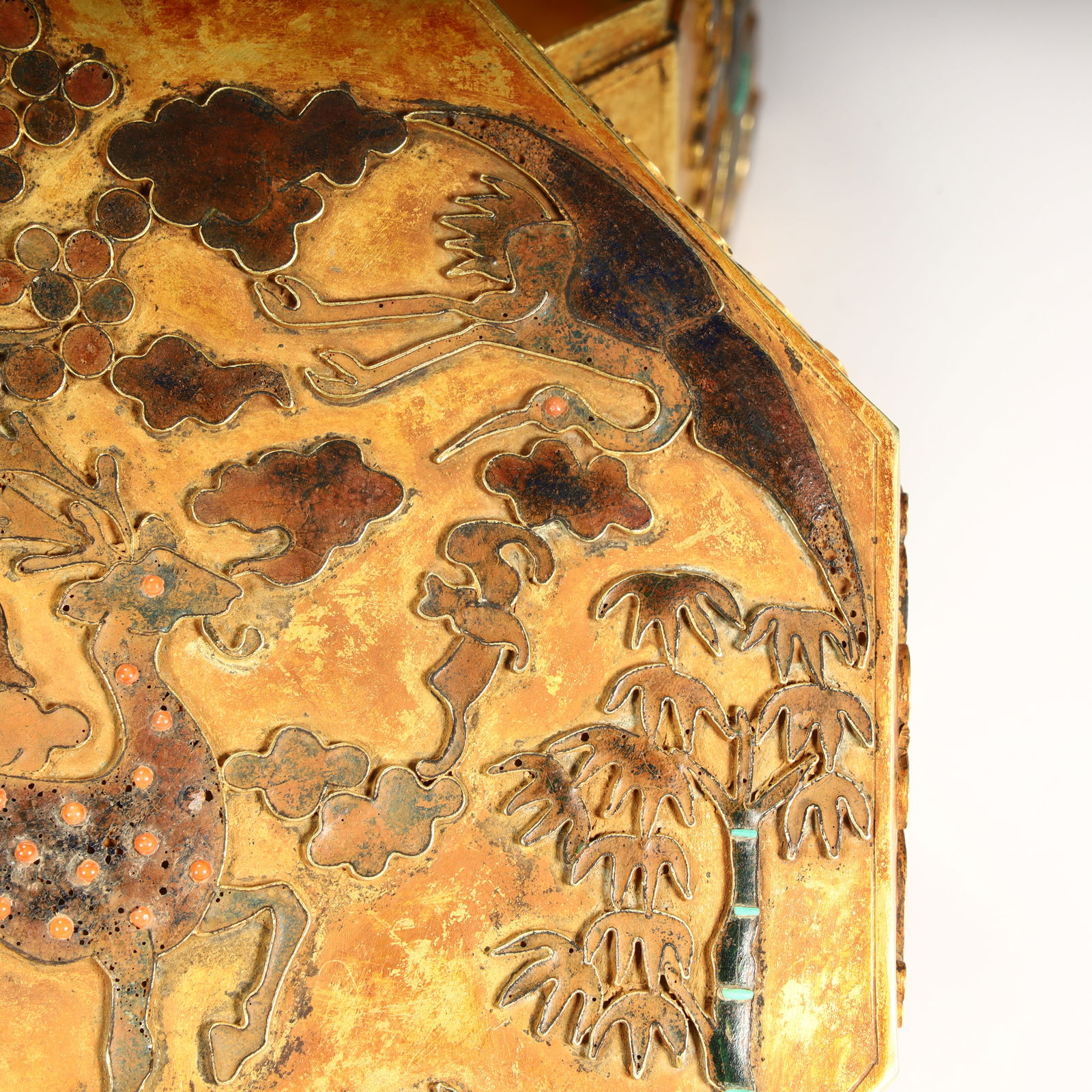 A beautiful copper-gilt octagonal box - 7