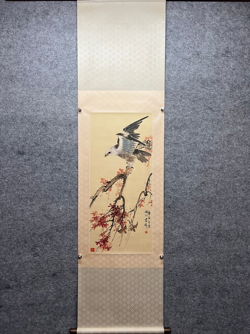 A picture of flowers and birds by Zhang Shuqi: Zhang Shuqi's flower and bird picture Size:Painting core97×43cm (The Dimensions Of All Batches Are Manually Measured.If You Need More Detailed Information, Please Contact Our