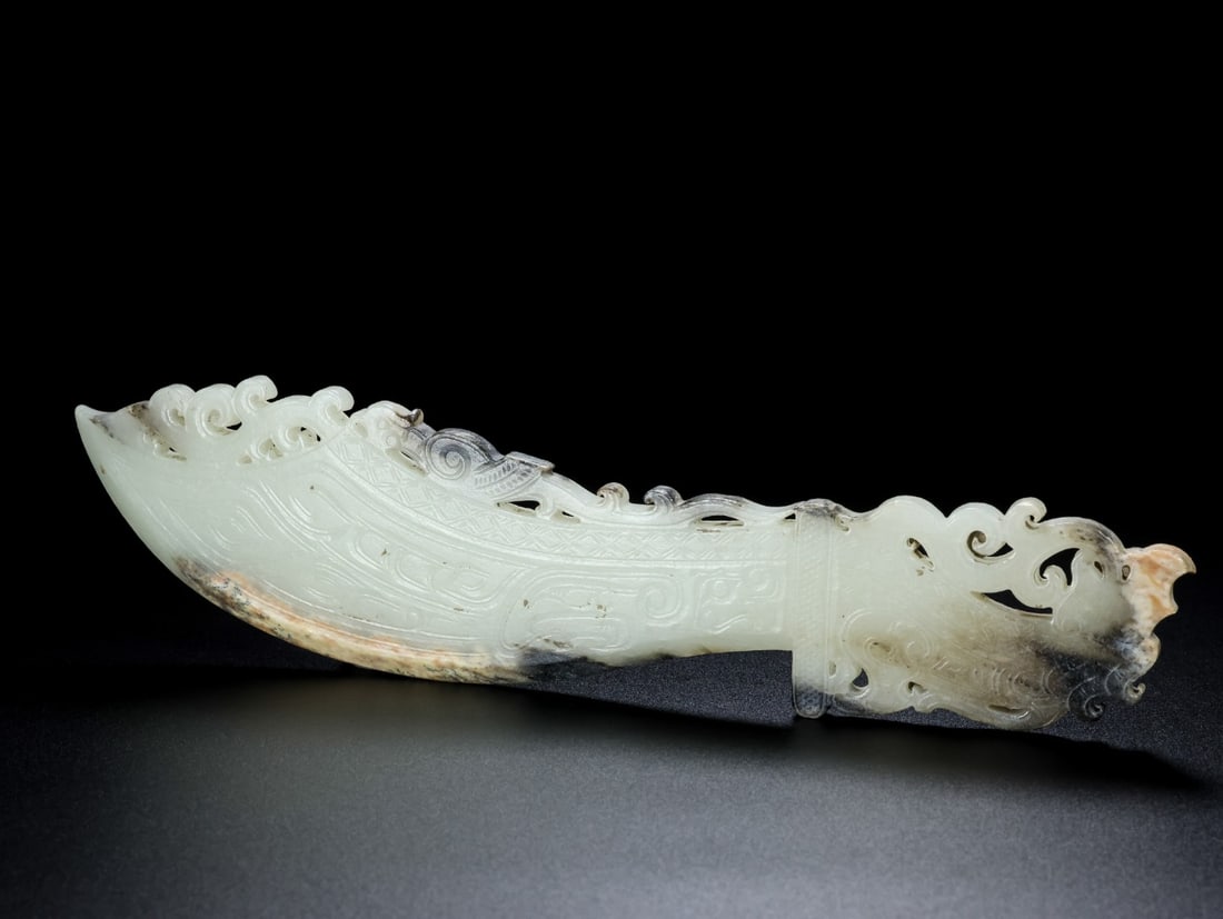 A beautiful dragon head jade knife (1 of 9)