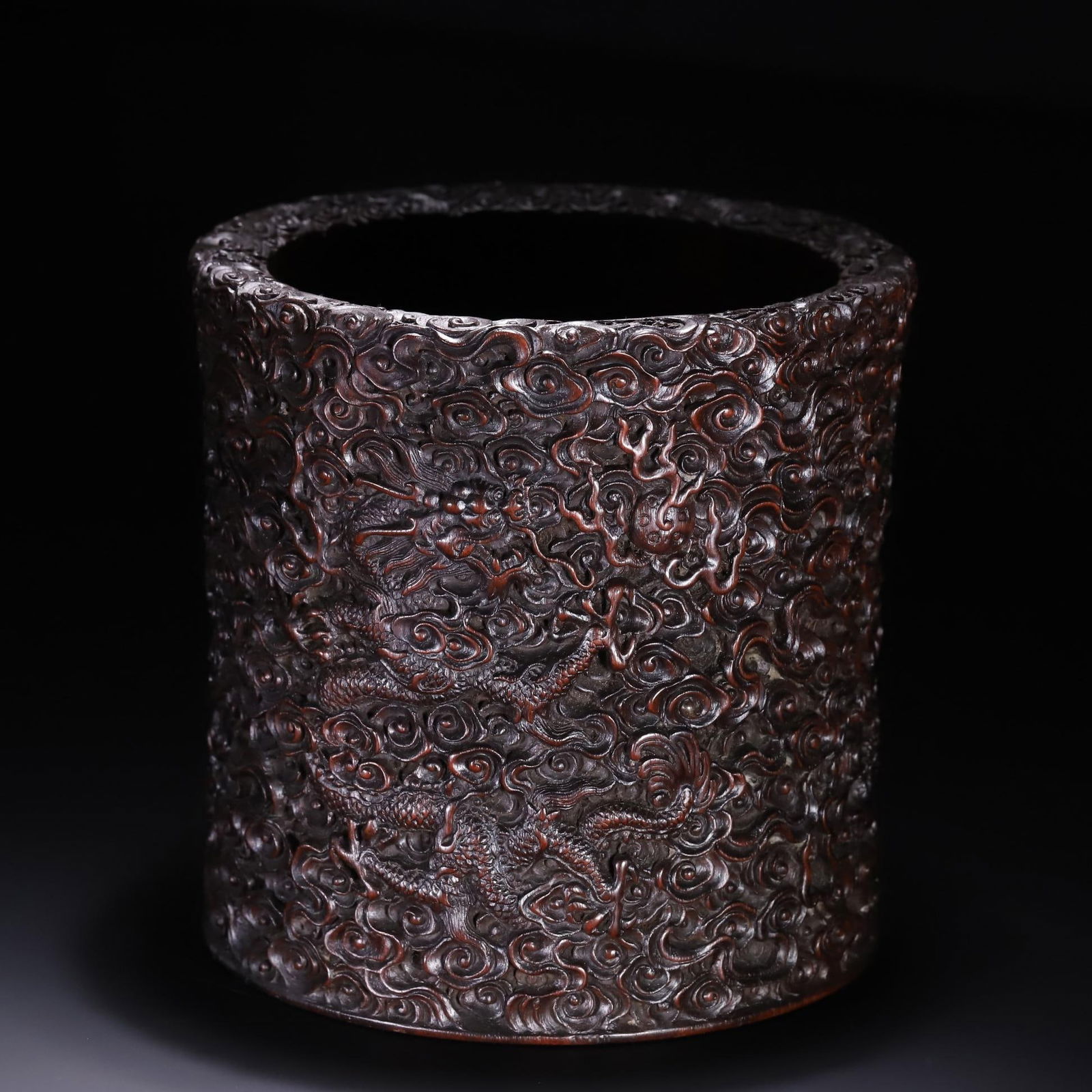 A Qing Dynasty rosewood cloud dragon pattern pen holder (1 of 10)