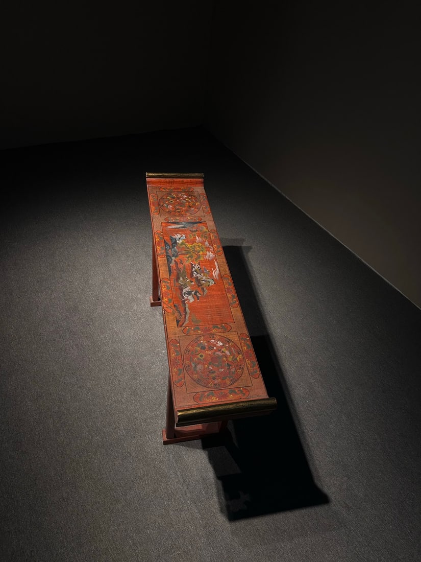 A beautiful large lacquer strip case - 4