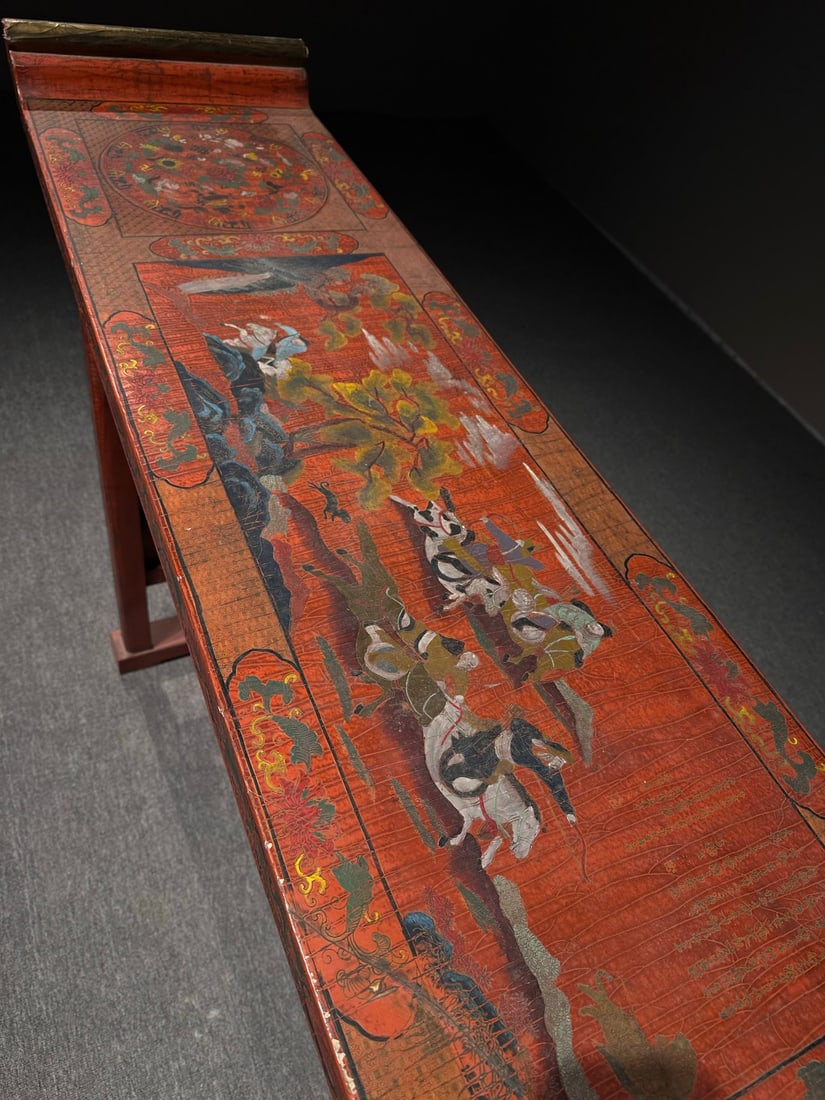 A beautiful large lacquer strip case - 5