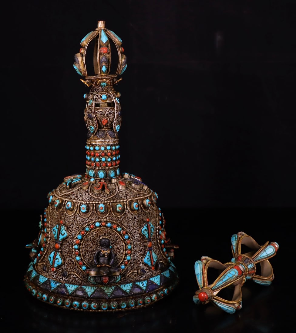 A fine silver cloisonn é set with a gemstone bell - 3