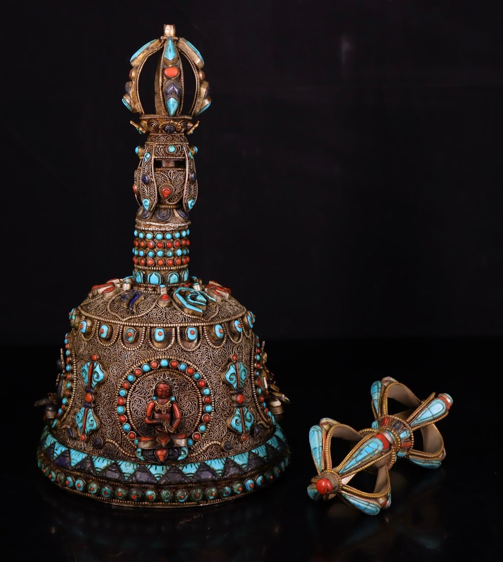 A fine silver cloisonn é set with a gemstone bell - 5