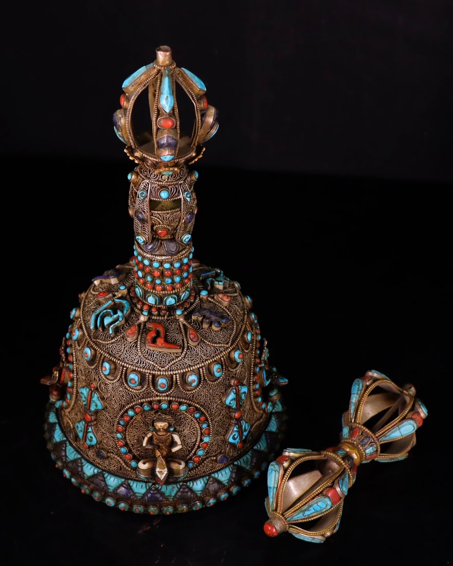 A fine silver cloisonn é set with a gemstone bell - 8