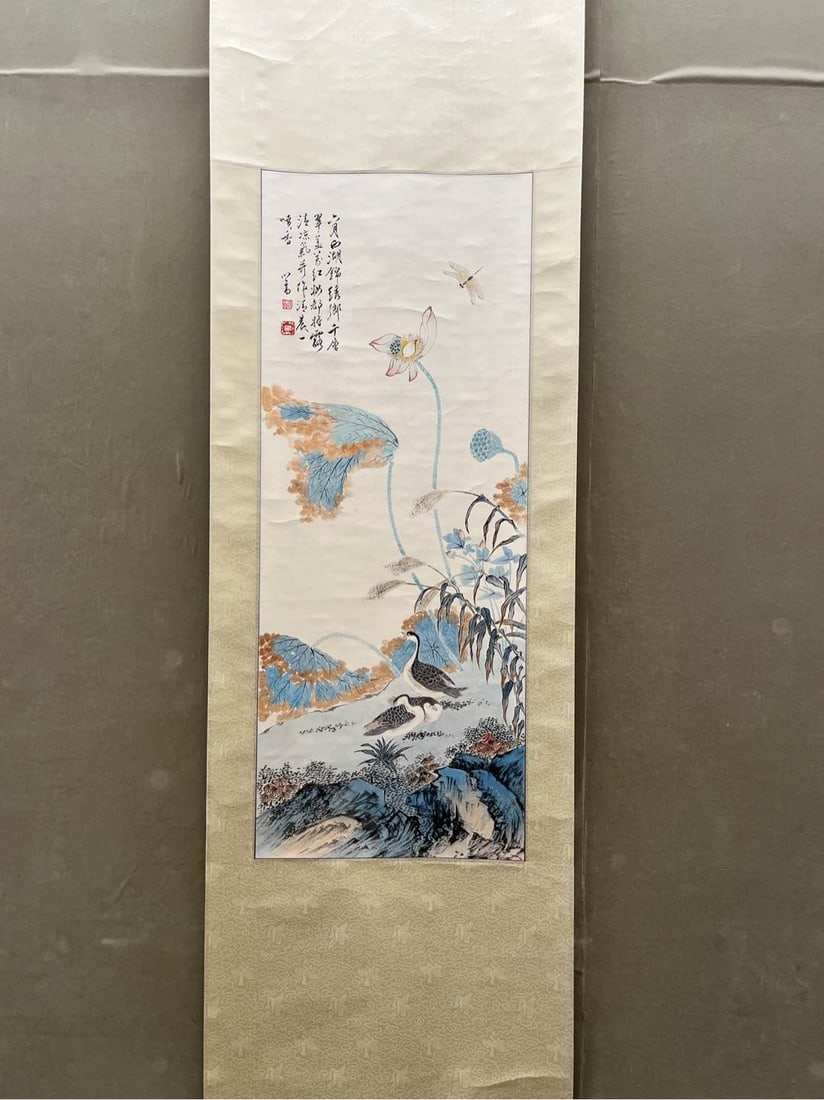 A lotus calligraphy and painting by Pu Ru: Pu Ru's lotus calligraphy and painting Size:90x36cm (The Dimensions Of All Batches Are Manually Measured.If You Need More Detailed Information, Please Contact Our Customer Service Before Bidding.)