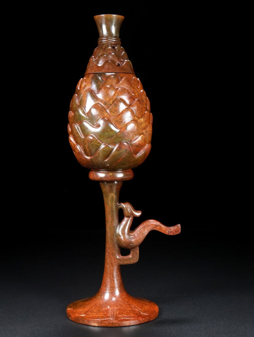 A beautiful Hetian jade smoker: Exquisite Hetian jade smoker Size:H:30.4cm T:9.5cmW:12cmW:0.876kg (The Dimensions Of All Batches Are Manually Measured.If You Need More Detailed Information, Please Contact Our Customer Service Before