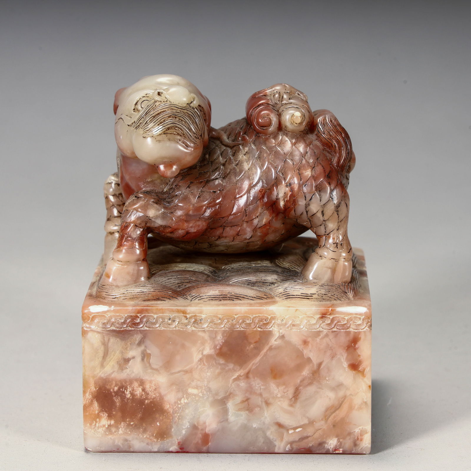 A fine Shoushan stone beast seal of the Qing Dynasty (1 of 11)