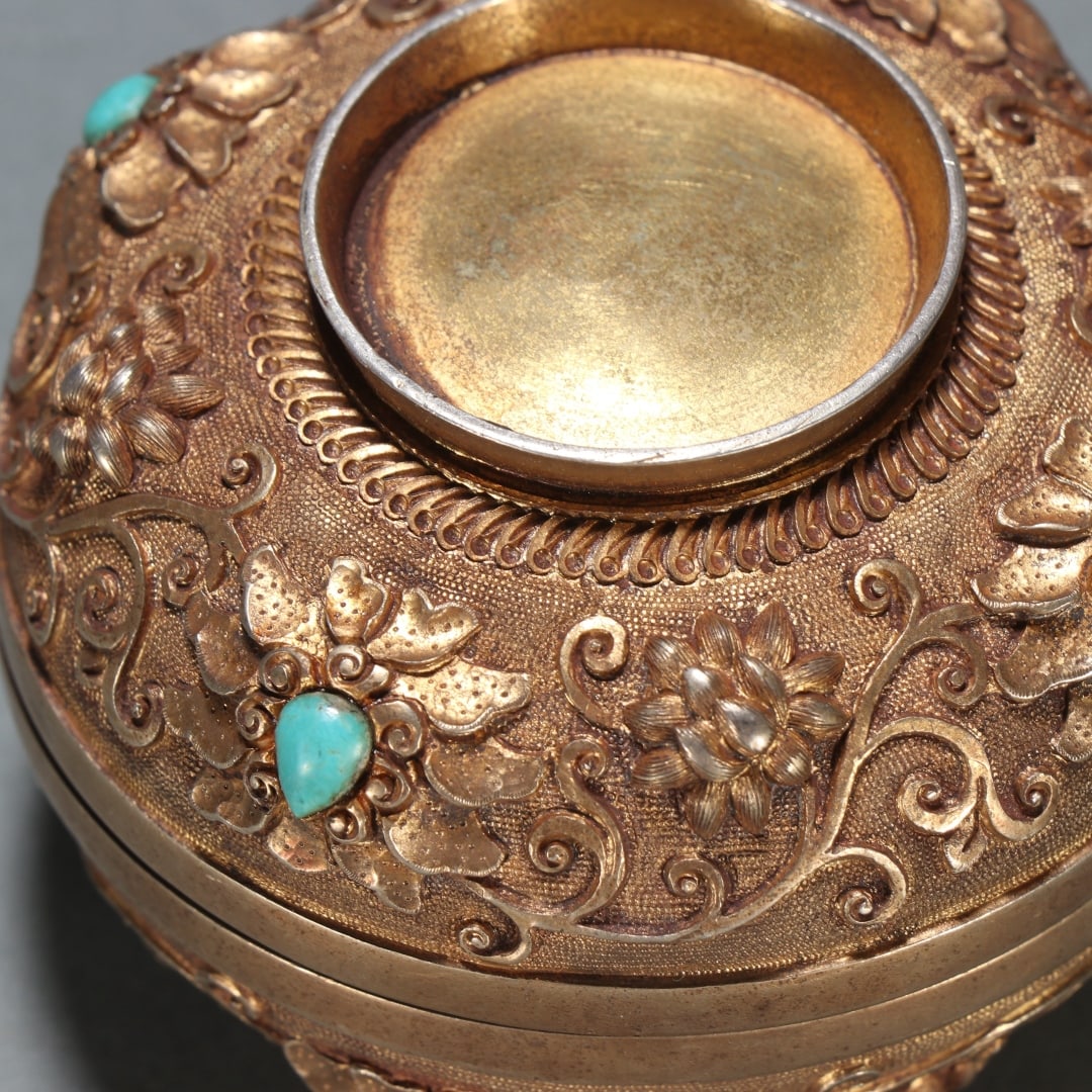 A beautiful copper-gilt turquoise patterned lid box - 7