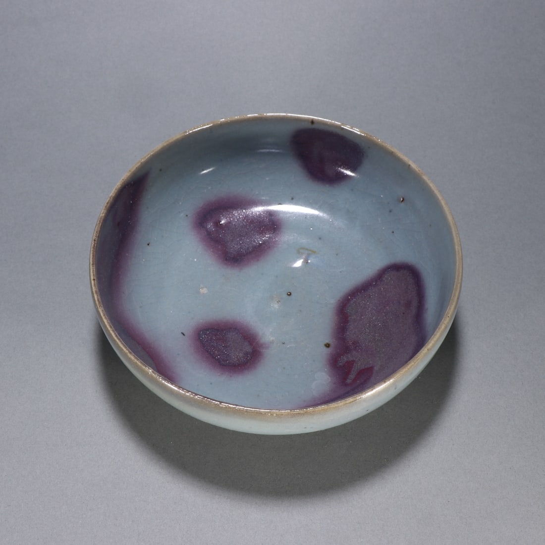 A brush wash of the Jun kiln in the Song Dynasty (1 of 9)