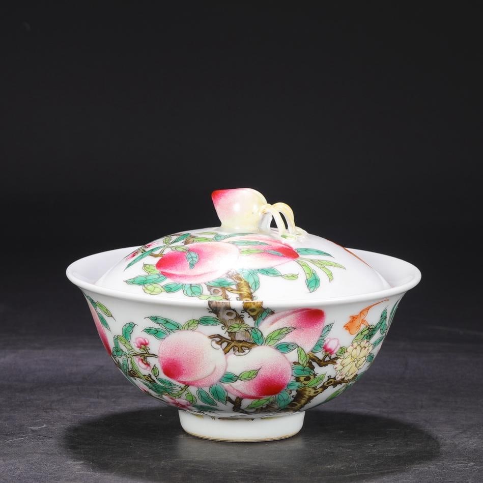A pastel nine-peach pattern large gaiwan made in the Qianlong period of the Qing Dynasty (1 of 7)
