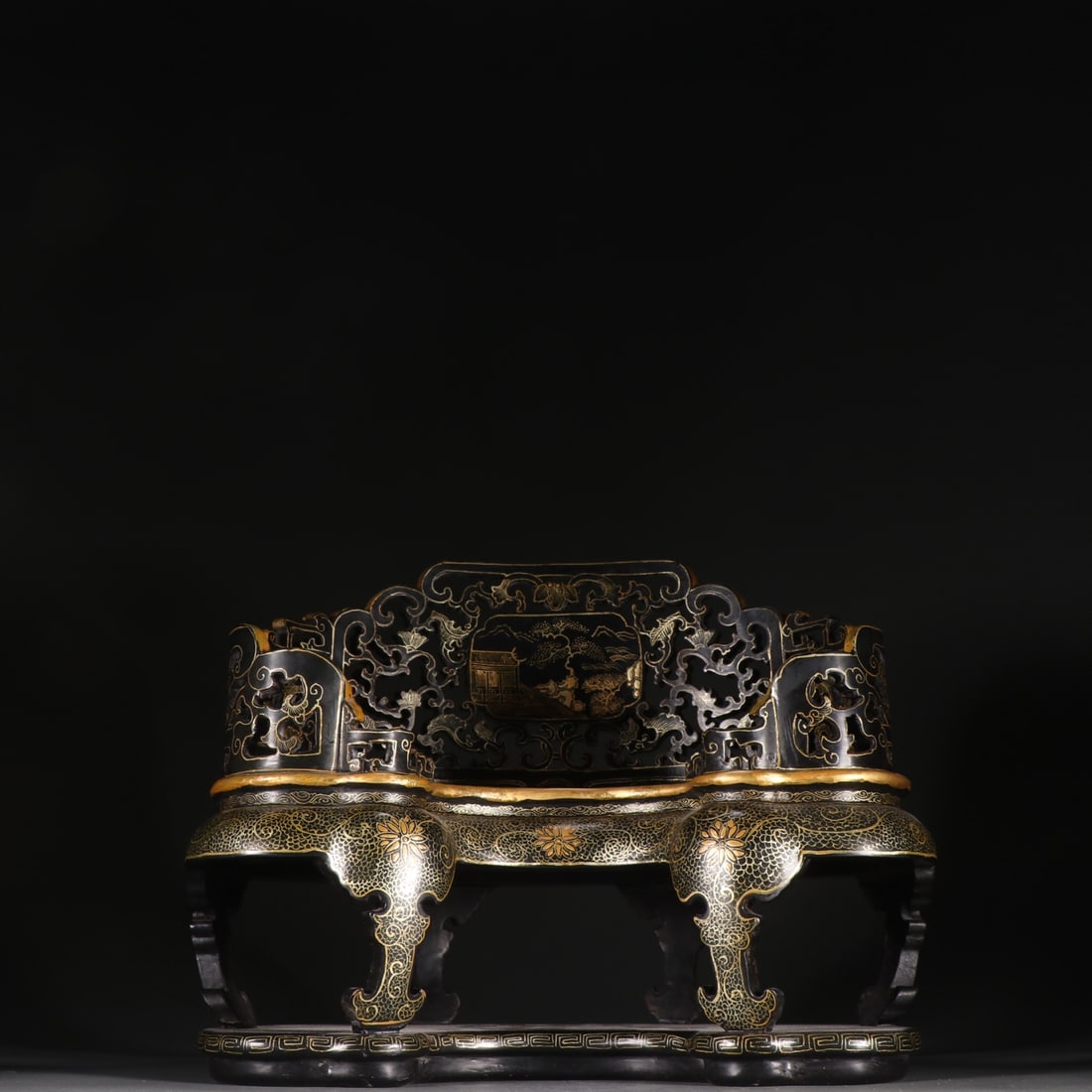A Qing Dynasty wooden lacquerware gold-painted hollow landscape picture Buddha seat (1 of 9)