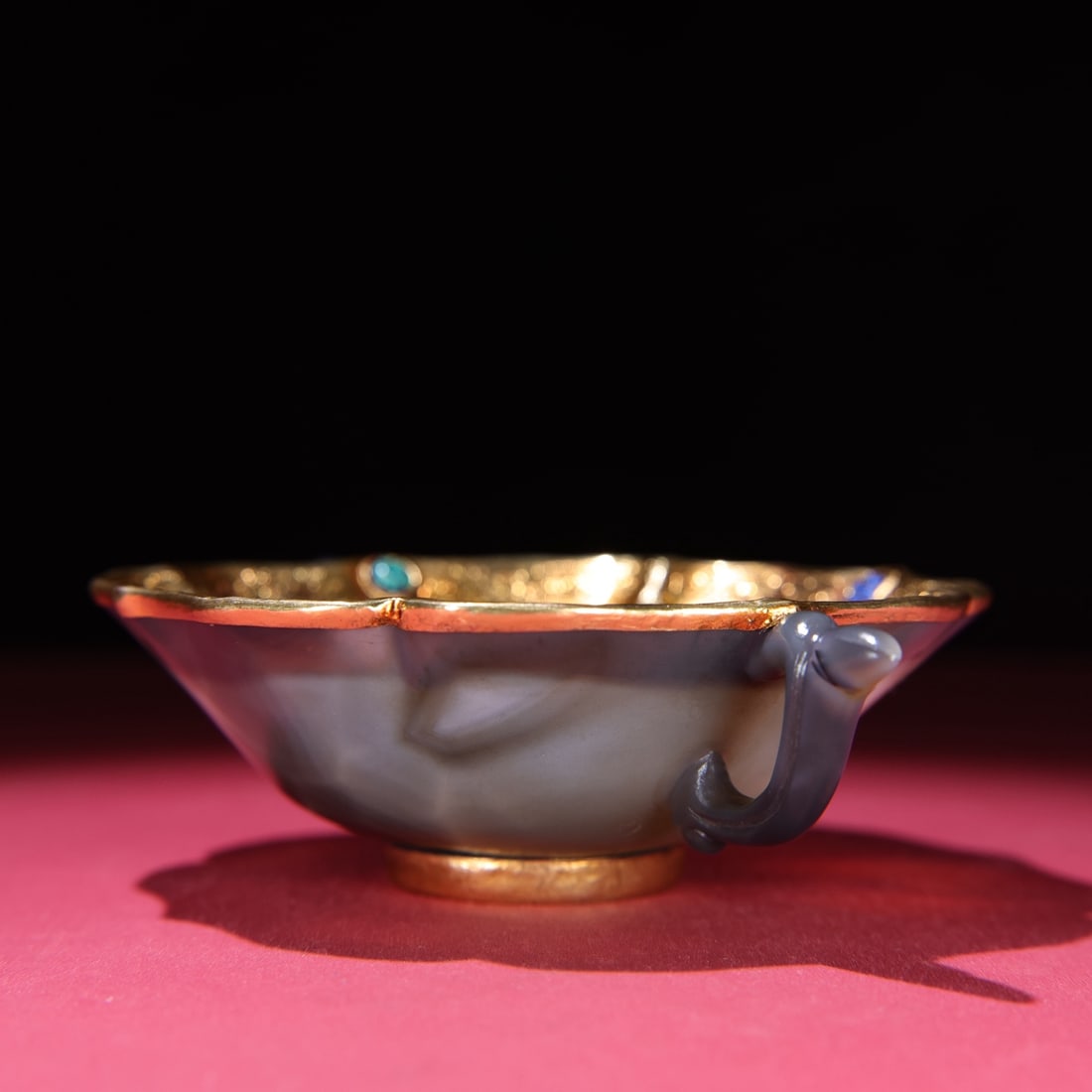 A fine agate jade pot - 2