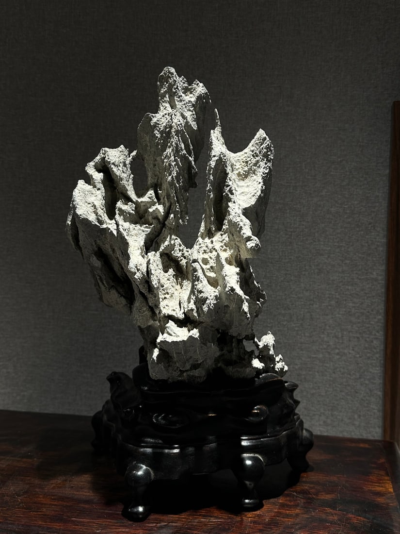 A beautiful stone stand peak - 5