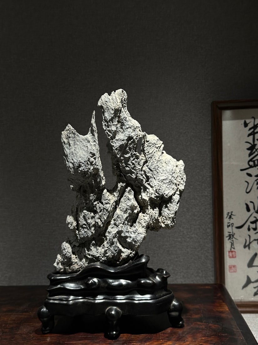 A beautiful stone stand peak - 6