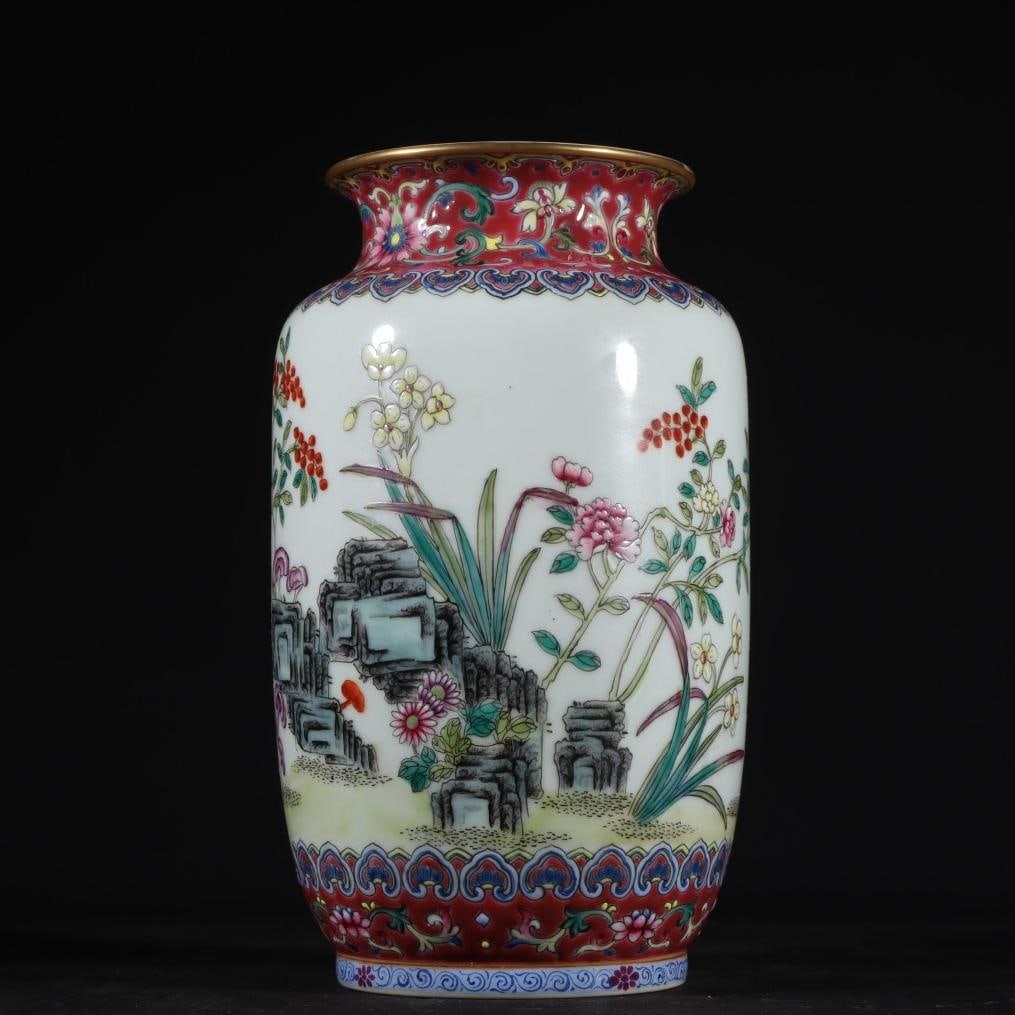 A Qianlong pastel floral lantern bottle from the Qing Dynasty: Qianlong pastel floral pattern lantern bottle of the Qing Dynasty Size:H:16cmW:9.5cm (The Dimensions Of All Batches Are Manually Measured.If You Need More Detailed Information,