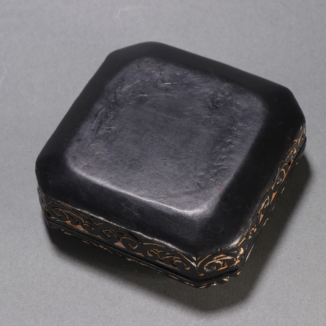 A beautiful lacquerware lid box - 7