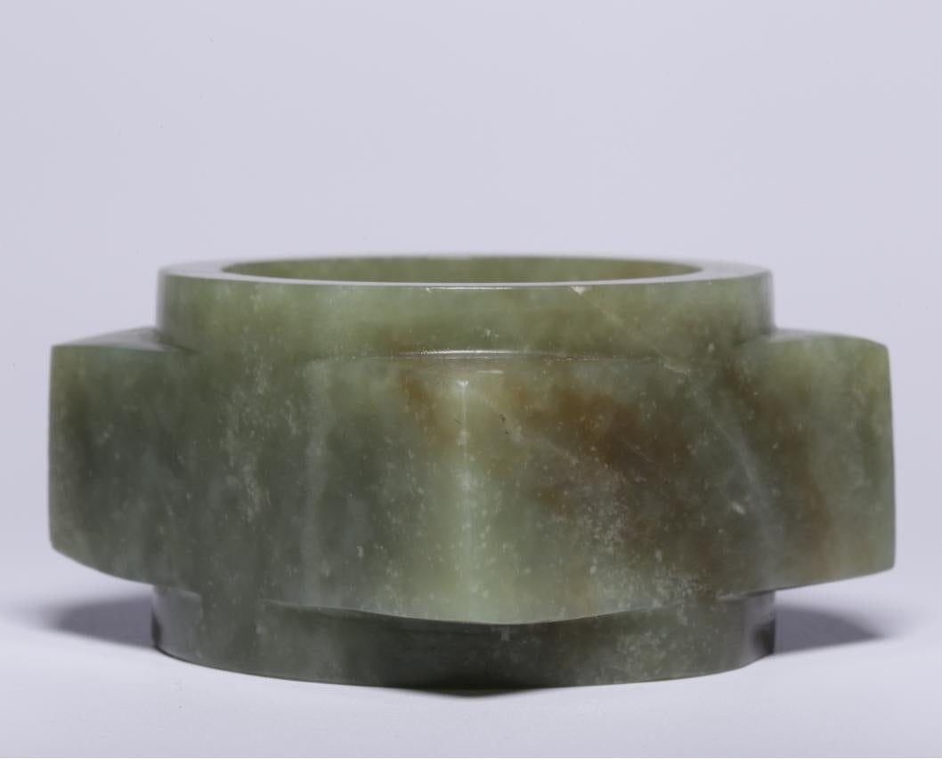 A beautiful ancient jade cong (1 of 6)