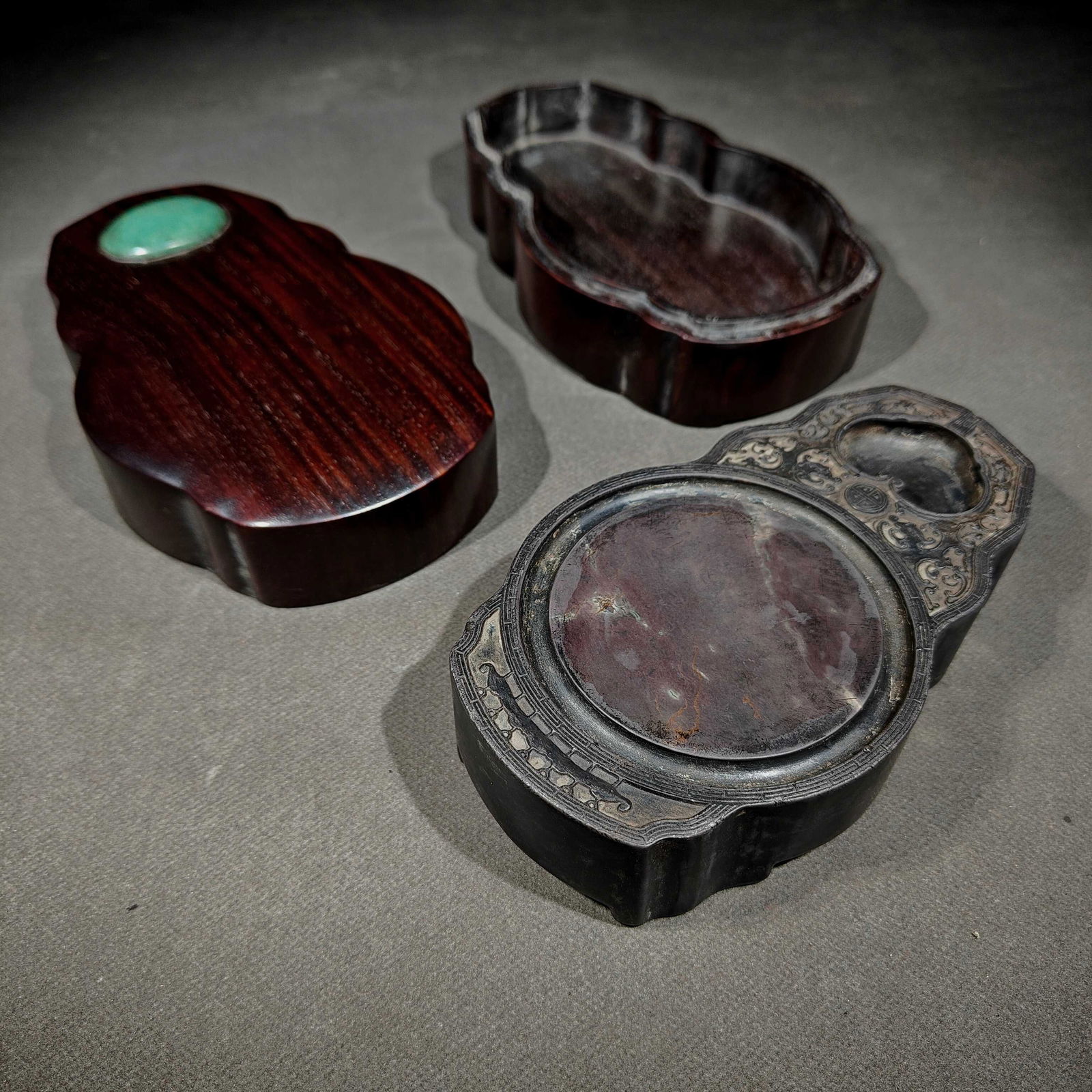 A beautiful end inkstone - 2