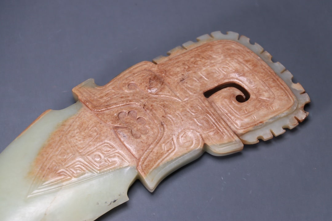 A beautiful Hetian jade gluttonous pattern poetry dagger - 2