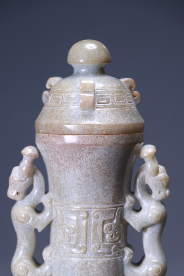 A beautiful ancient jade gluttonous pattern amphora - 2