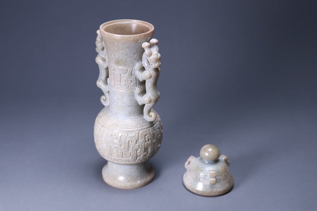 A beautiful ancient jade gluttonous pattern amphora - 7