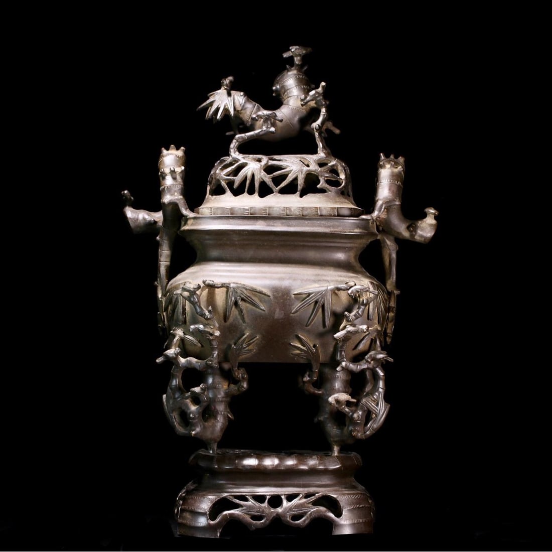 A fine double bamboo ear copper incense burner: Exquisite double bamboo ear copper incense burner Size:stoveH:50x30x25cm (The Dimensions Of All Batches Are Manually Measured.If You Need More Detailed Information, Please Contact