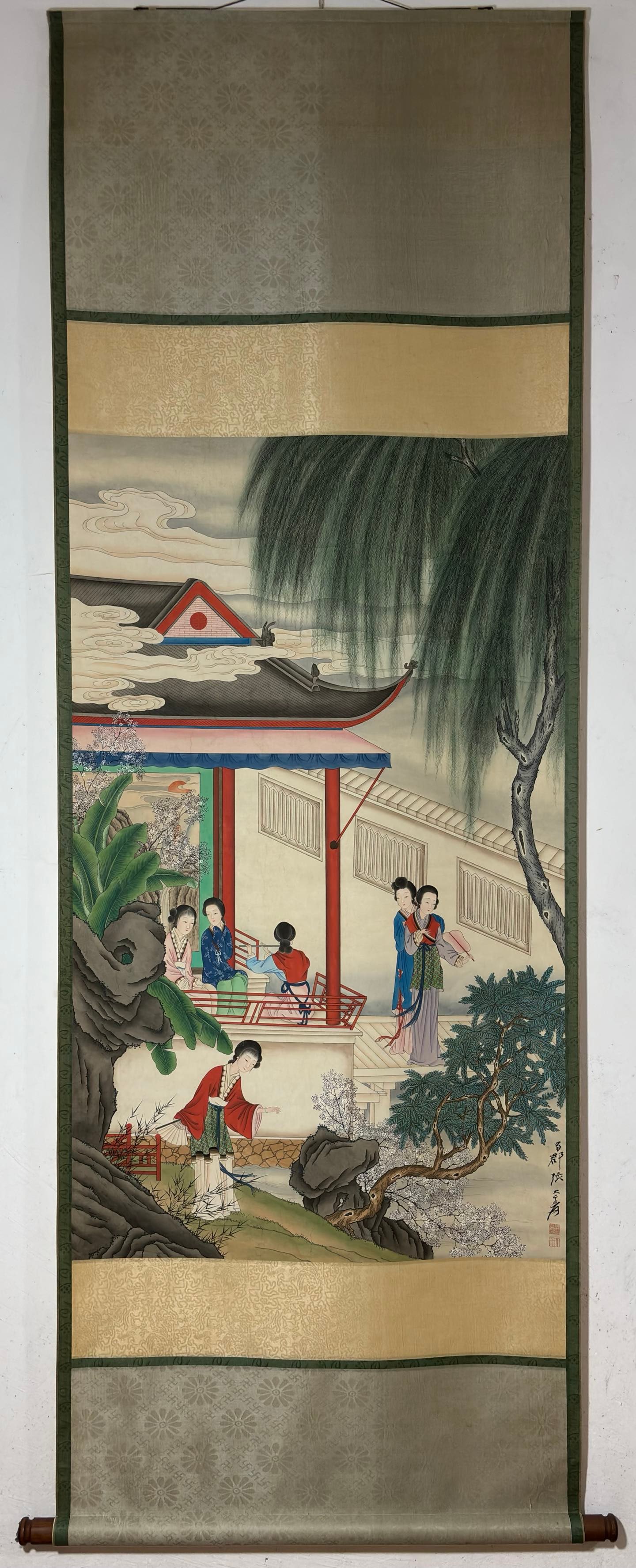 A fine silk painting of Zhang Daqian's figure picture vertical axis (1 of 9)