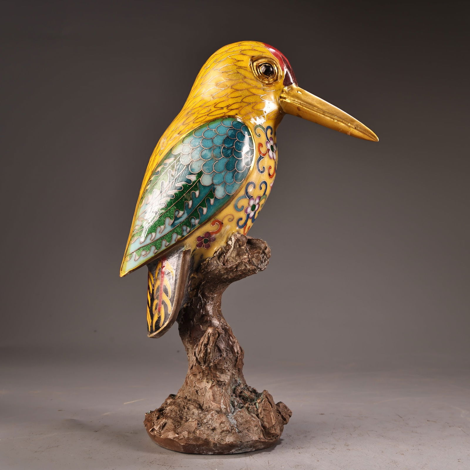 A fine all-copper high relief engraved cloisonn é cloisonn é enamel bird (1 of 12)