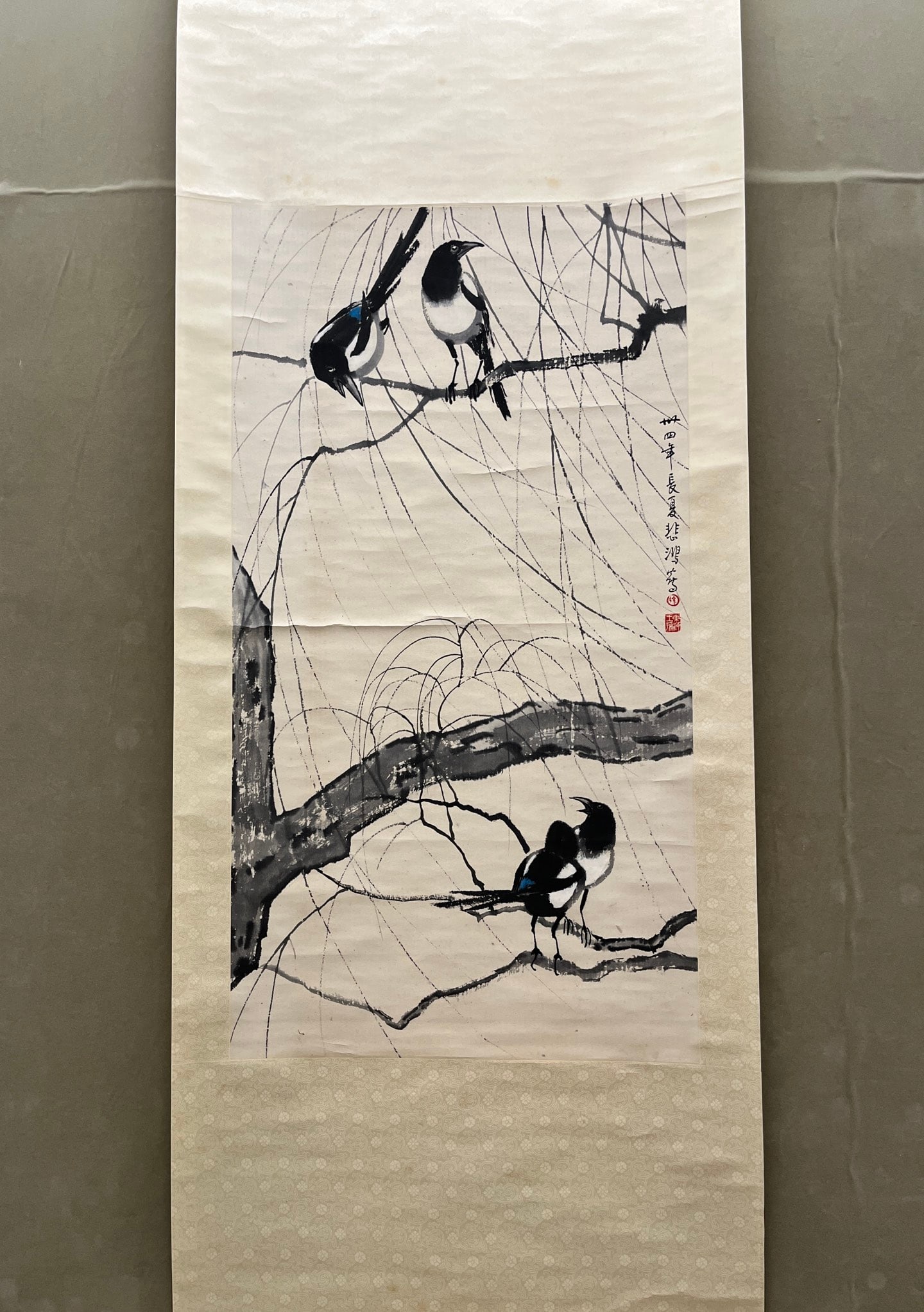 A picture of Xu Beihong's four happiness: Xu Beihong's Four Happy Pictures Size:100x53cm (The Dimensions Of All Batches Are Manually Measured.If You Need More Detailed Information, Please Contact Our Customer Service Before
