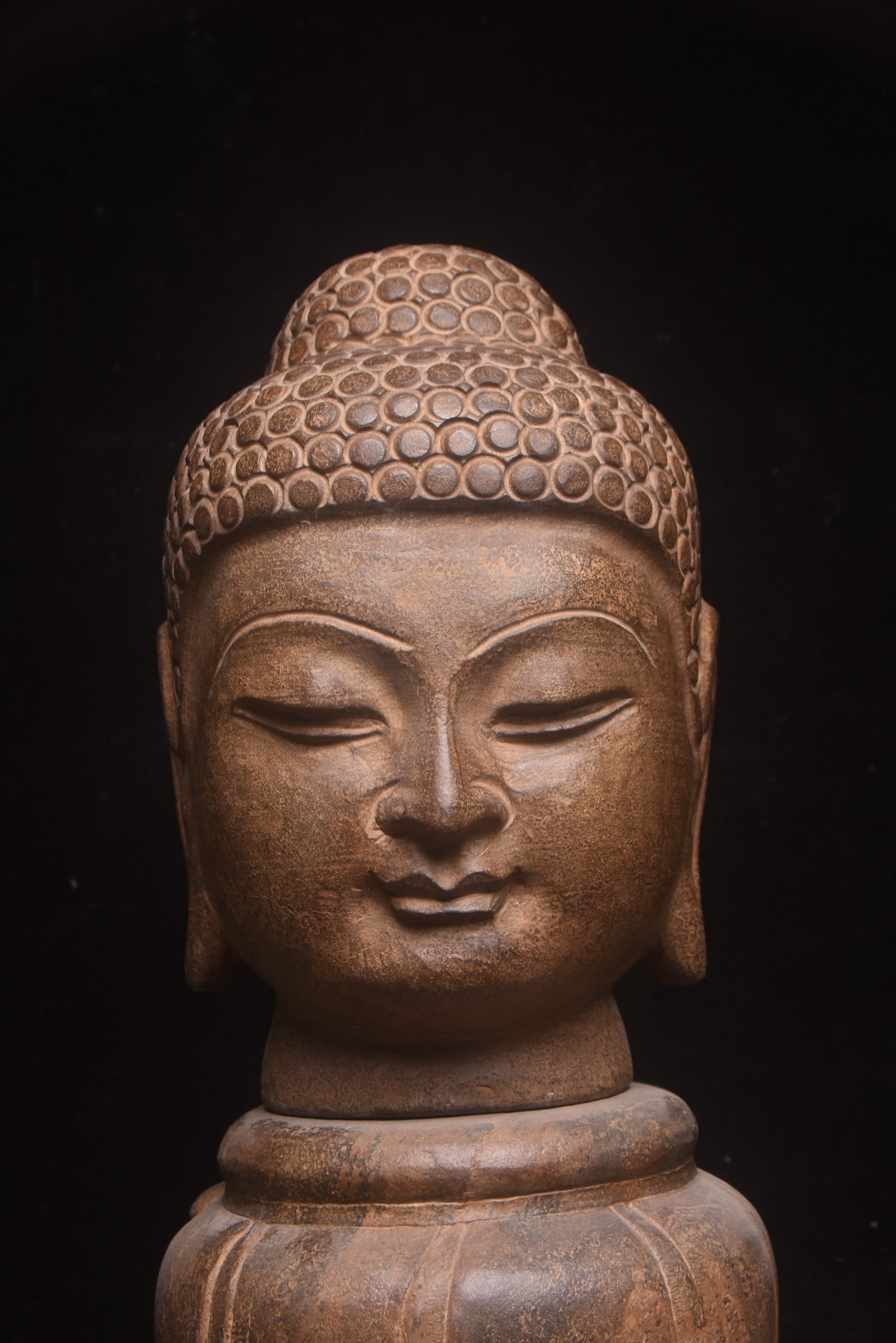 A beautiful bluestone Buddha head - 2