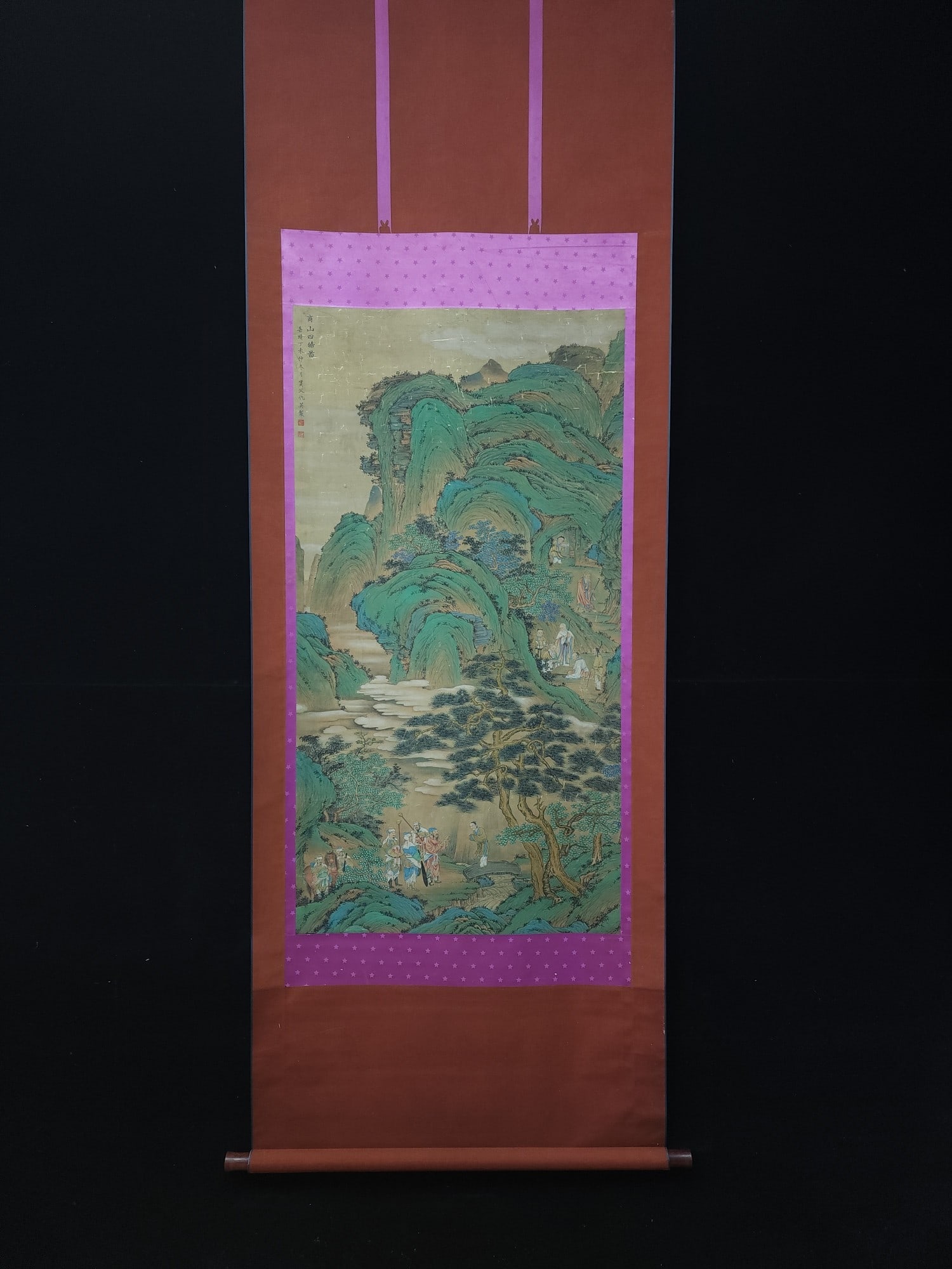 A green landscape of Ming Dynasty Qiu Ying silk characters: Ming Dynasty Qiu Ying silk characters green landscape Size:Painting core127×66cm (The Dimensions Of All Batches Are Manually Measured.If You Need More Detailed Information, Please Contact Our Custome