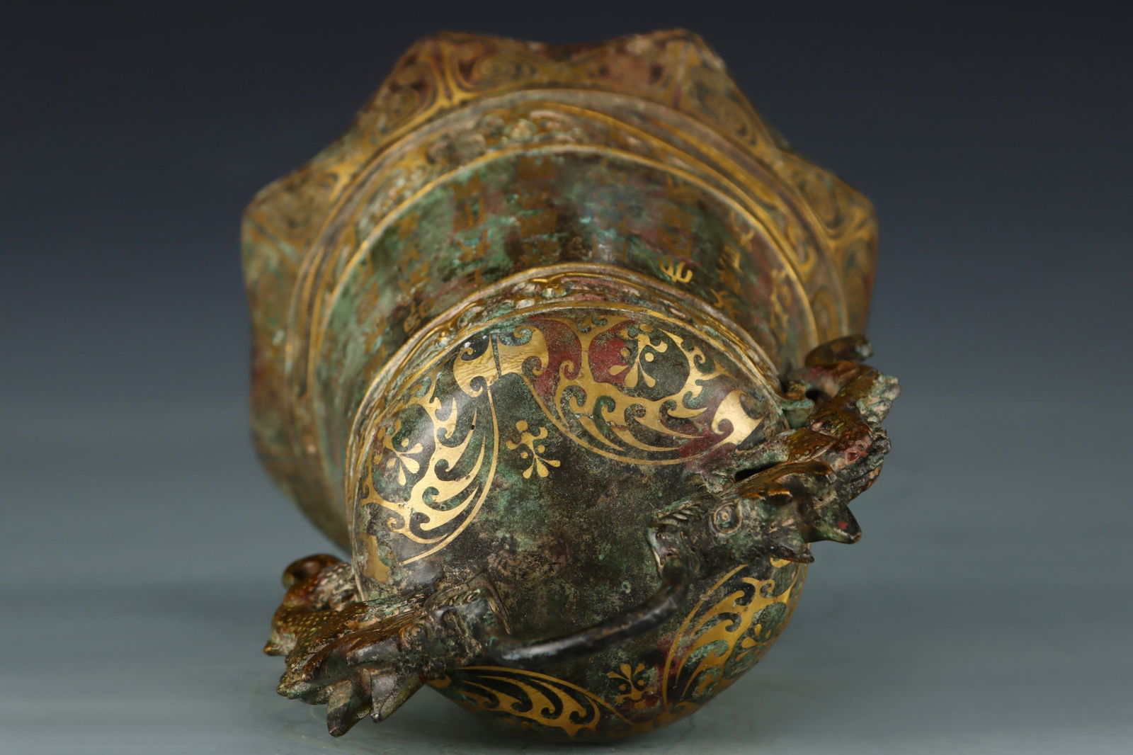 A fine bronze bell - 7