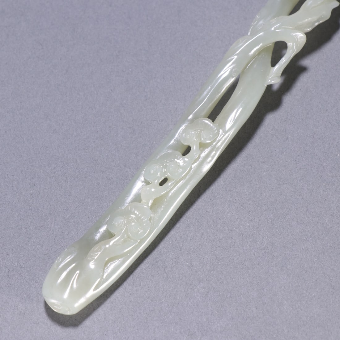 An Exquisite White Jade Ganoderma lucidum Pattern Ruyi - 3