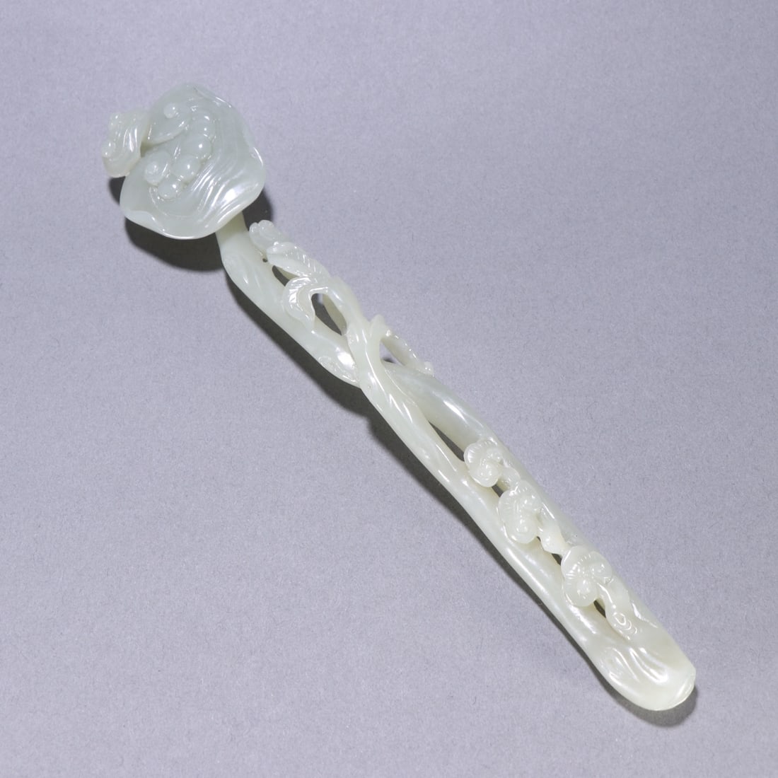 An Exquisite White Jade Ganoderma lucidum Pattern Ruyi - 4