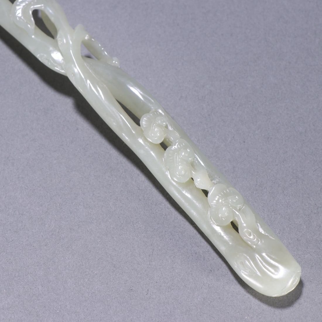 An Exquisite White Jade Ganoderma lucidum Pattern Ruyi - 6