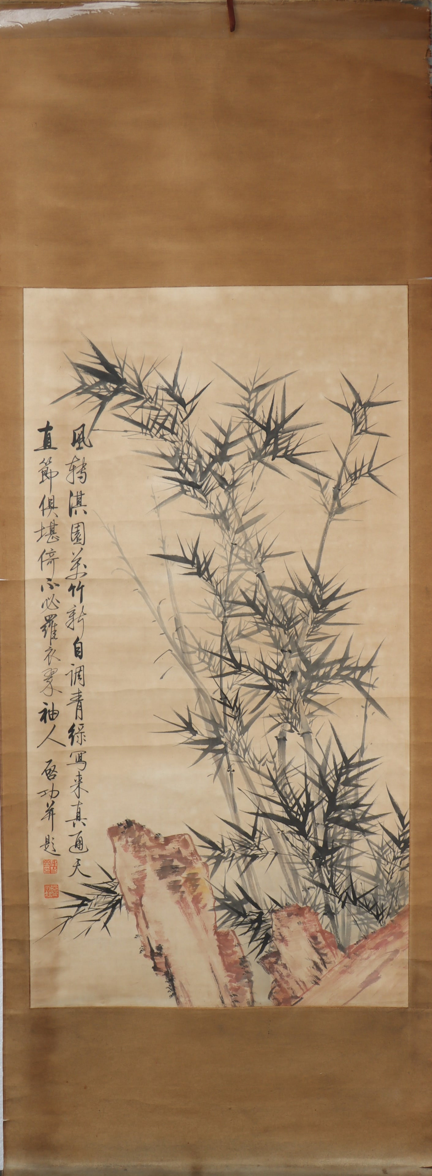 A Chinese Vertical Scroll Ink Painting of Bamboo on Paper: A Chinese Vertical Scroll Ink Painting of Bamboo on Paper Qi gong Size:95cmx50cm (The Dimensions Of All Batches Are Manually Measured.If You Need More Detailed Information, Please Contact Our