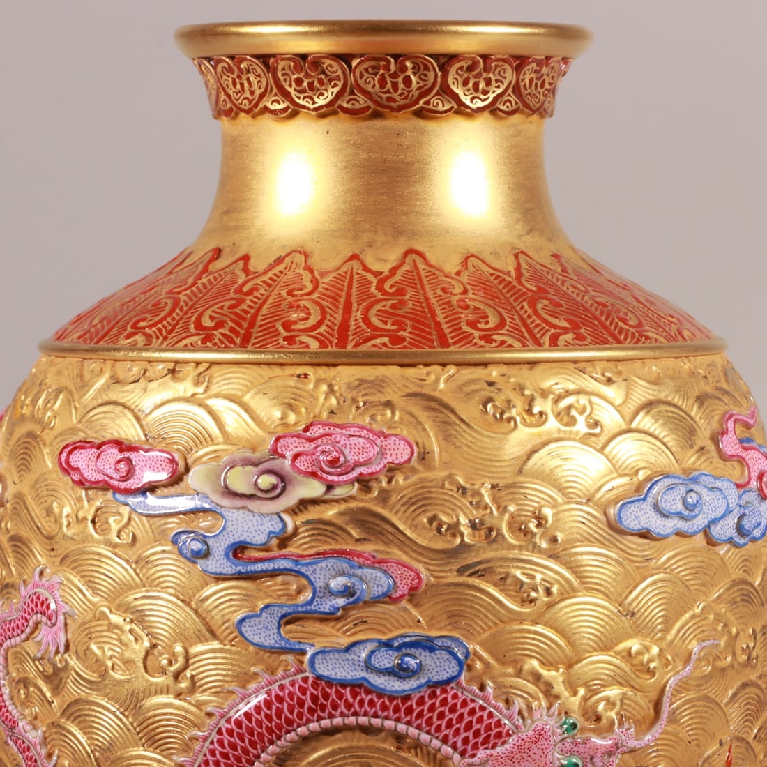 An Exquisite Enamel Dragon Pattern Seawater Pattern Vase - 2