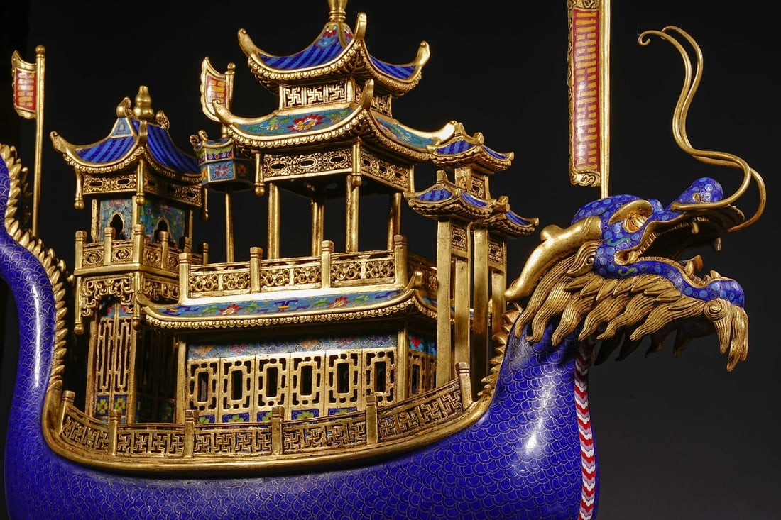 An Exquisite Cloisonne Lotus Pattern Ornament - 8