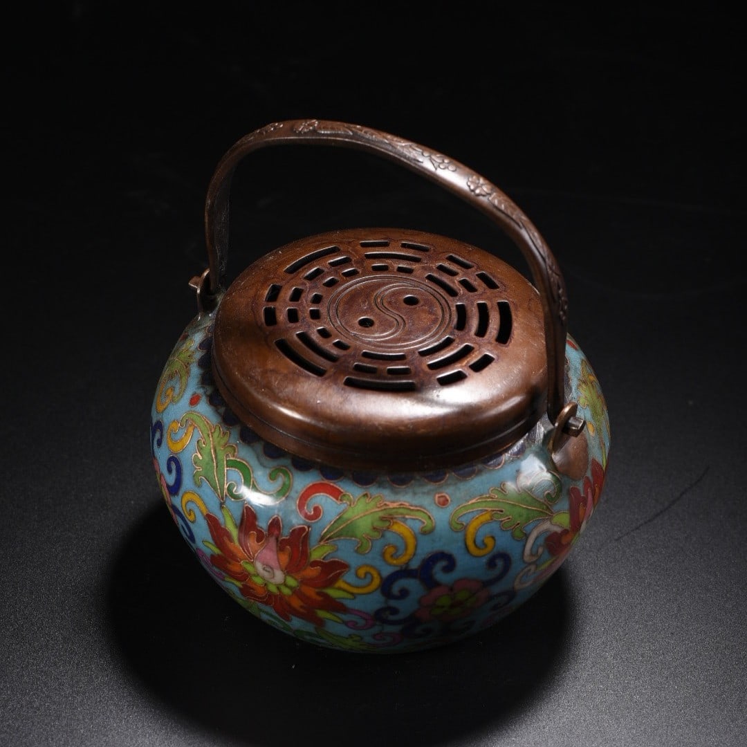 An Exquisite Cloisonne Lotus Pattern Censer - 3