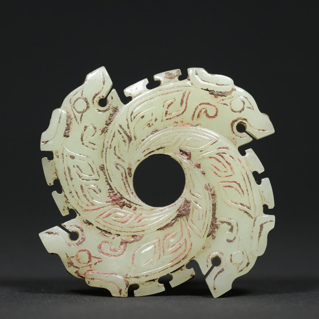 An Exquisite White Jade Dragon Pattern Pendant - 2