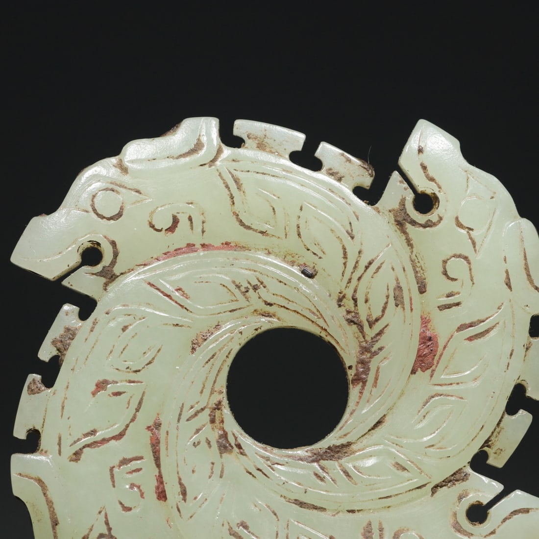An Exquisite White Jade Dragon Pattern Pendant - 8