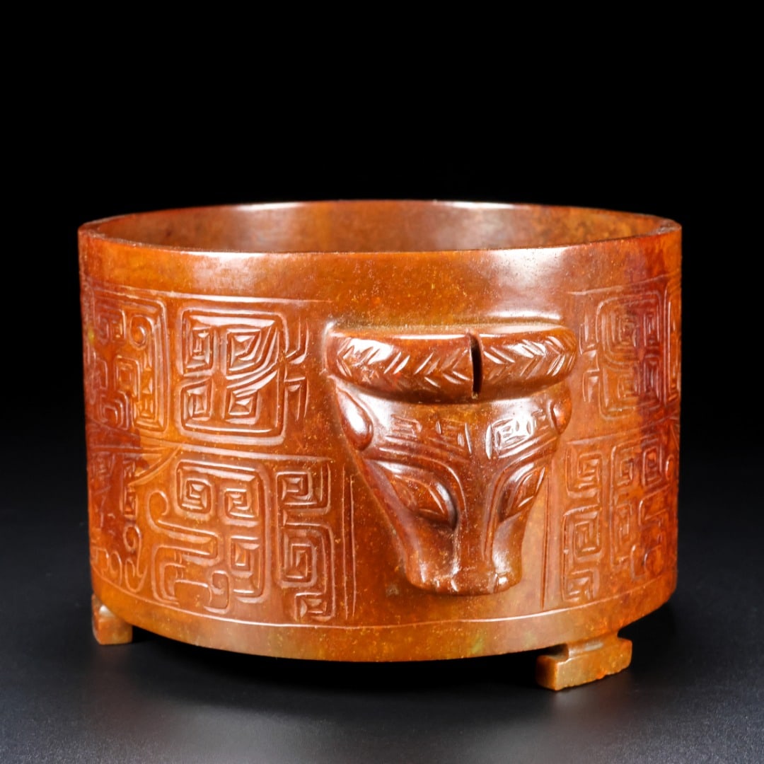 An Exquisite White Jade Beast-Face Pattern Double-Ears Jar - 9