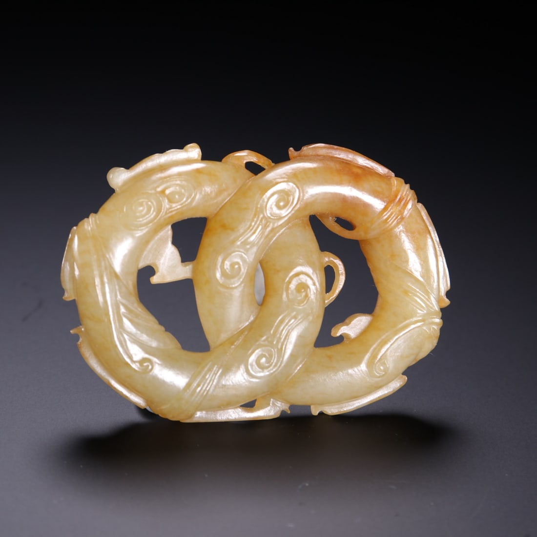 An Exquisite White Jade Dragon Pattern Ornament - 4