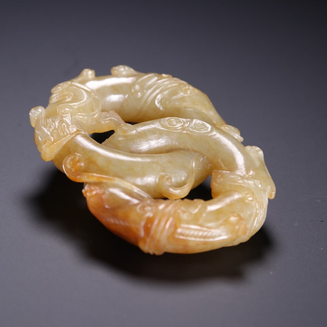 An Exquisite White Jade Dragon Pattern Ornament - 7