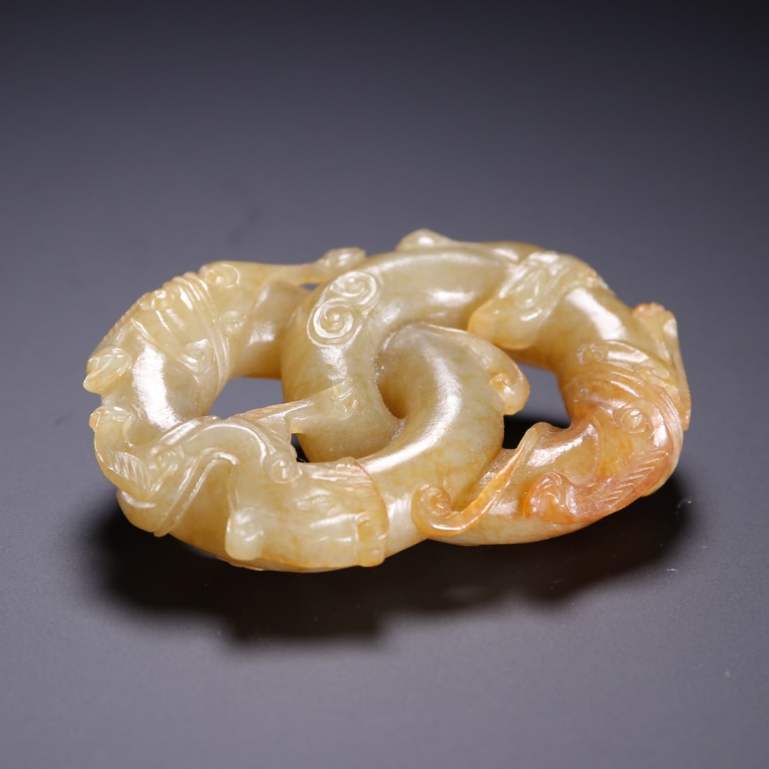 An Exquisite White Jade Dragon Pattern Ornament - 8