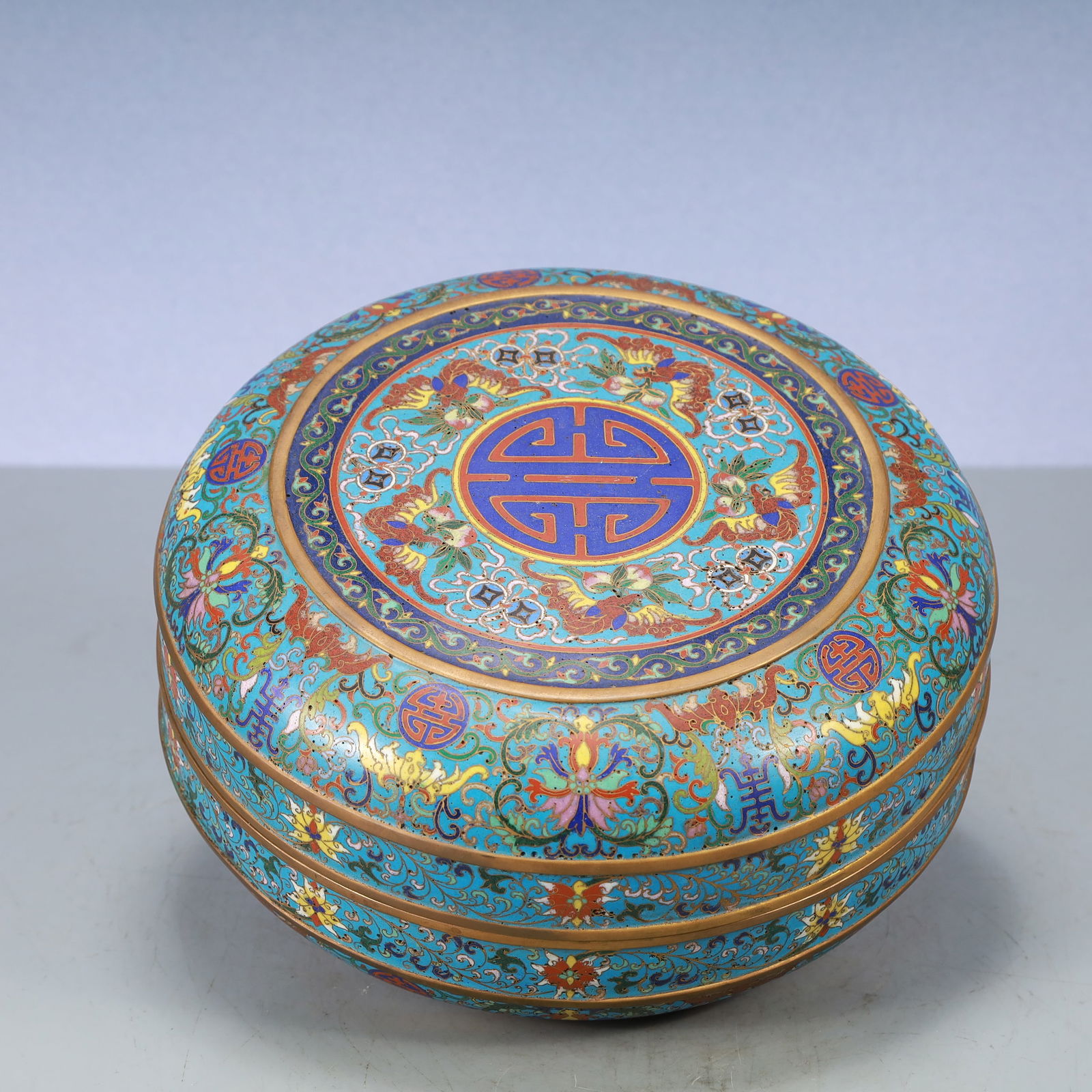 A Exquisite Cloisonne Lotus Pattern Bats and Peach Pattern Box - 2
