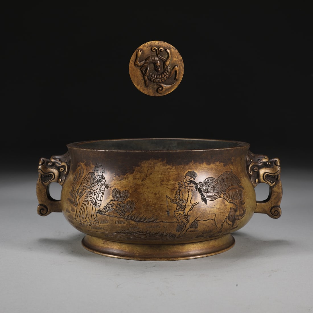 An Exquisite Bronze Character and Story Pattern Double-Ears Censer: An Exquisite Bronze Character and Story Pattern Double-Ears Censer Qing Dynasty, China Size:7.8cmx15.3cm Weight:1600g (The Dimensions Of All Batches Are Manually Measured.If You Need More Detailed